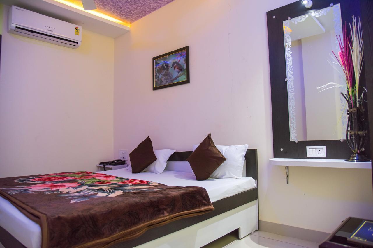 Hotel Tulsi Residency Bhuj Dış mekan fotoğraf