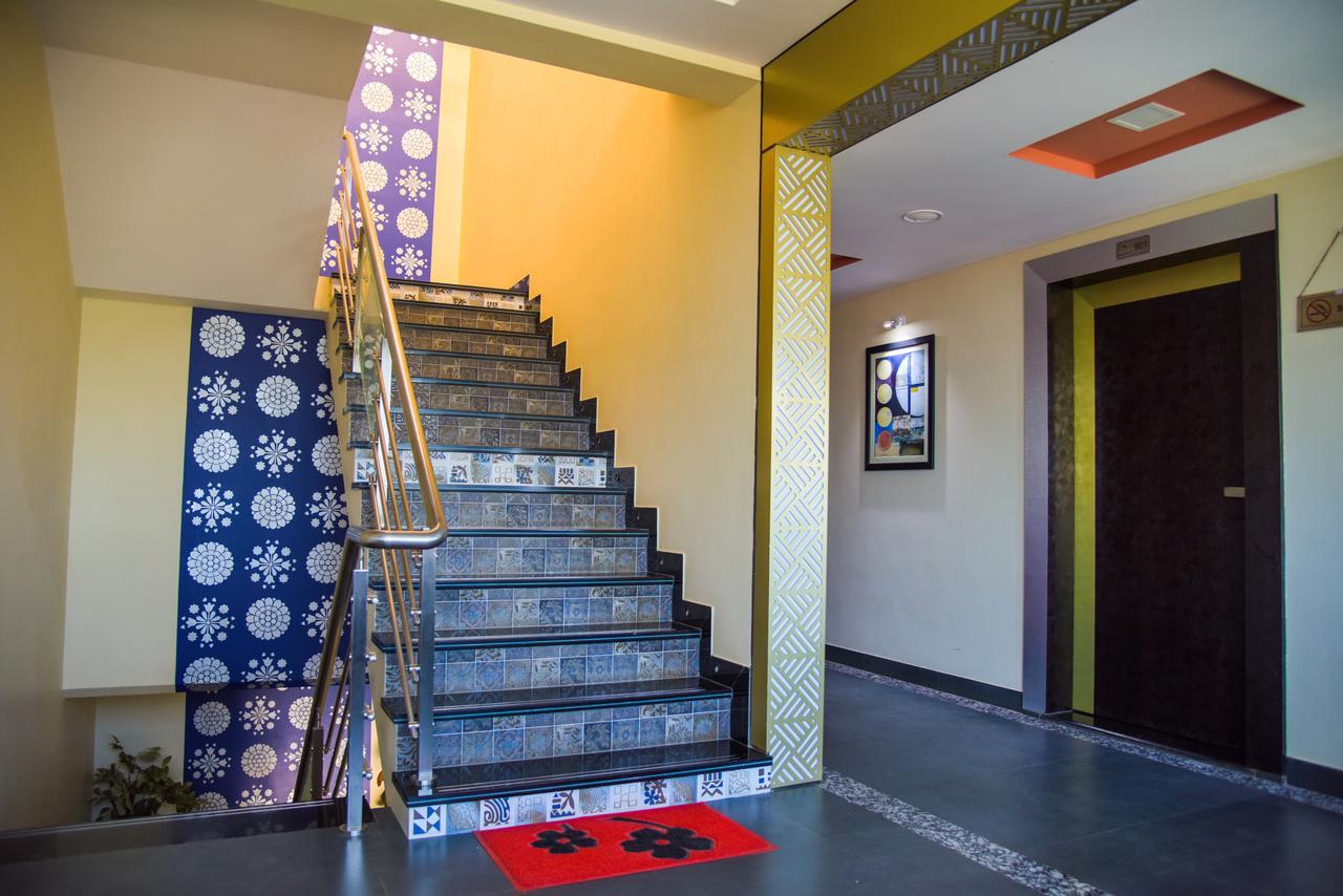 Hotel Tulsi Residency Bhuj Dış mekan fotoğraf