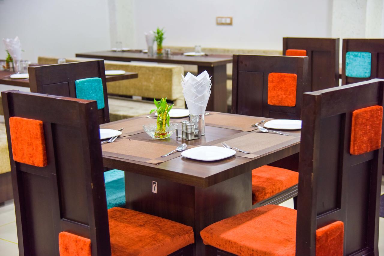 Hotel Tulsi Residency Bhuj Dış mekan fotoğraf