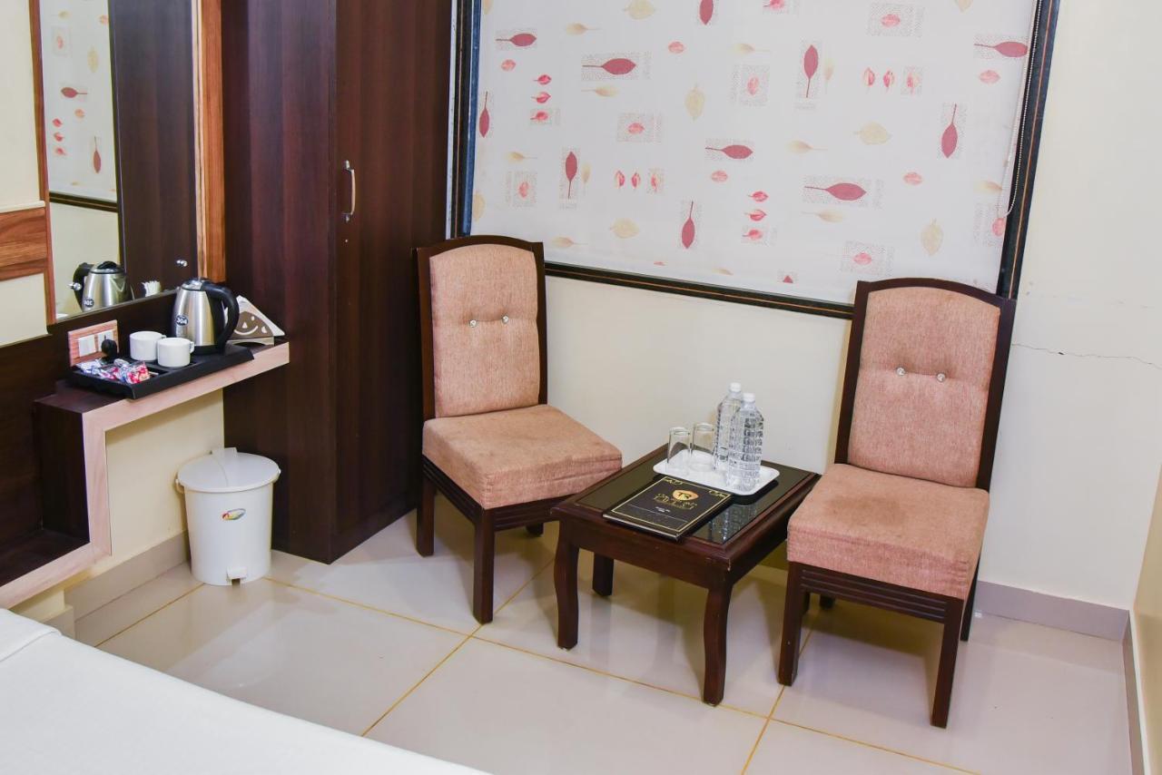 Hotel Tulsi Residency Bhuj Dış mekan fotoğraf