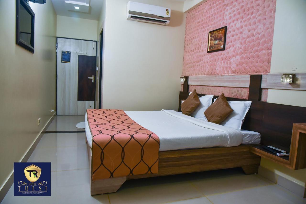 Hotel Tulsi Residency Bhuj Dış mekan fotoğraf