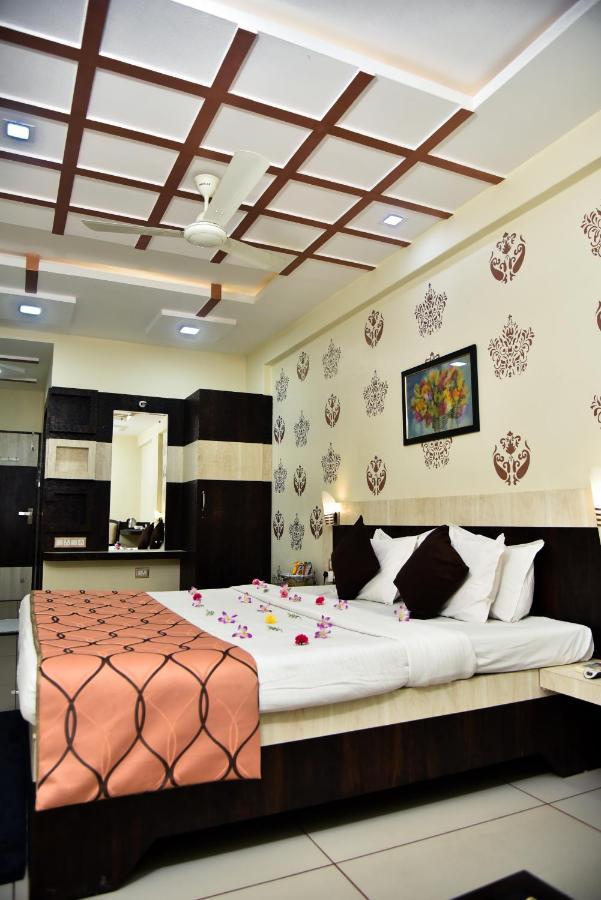 Hotel Tulsi Residency Bhuj Dış mekan fotoğraf